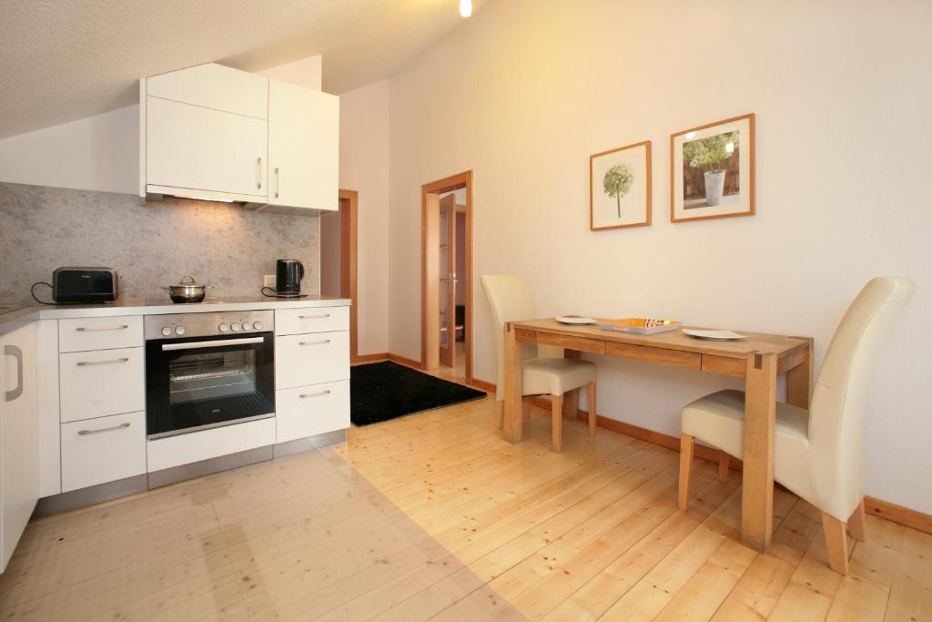 City Apartments Mozart Zell am See Room photo